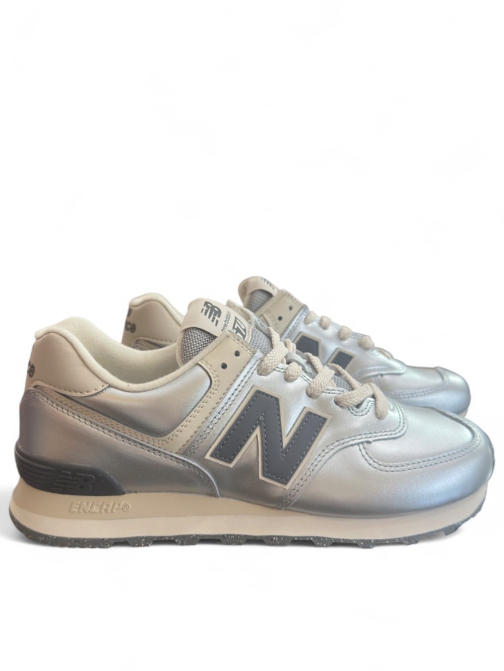 New Balance 574 Classics Shoes Metallic Silver Size US 9.5 Women’s (NEW)